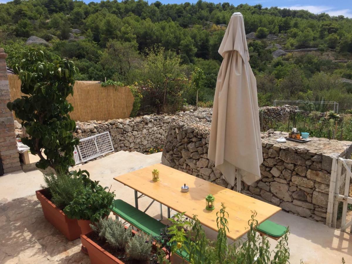 Villa Duboka, Otok Vis コミジャ エクステリア 写真